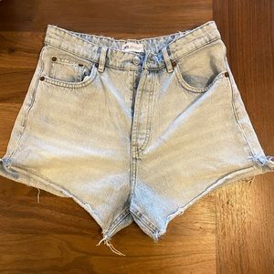 Zara Light wash denim shorts